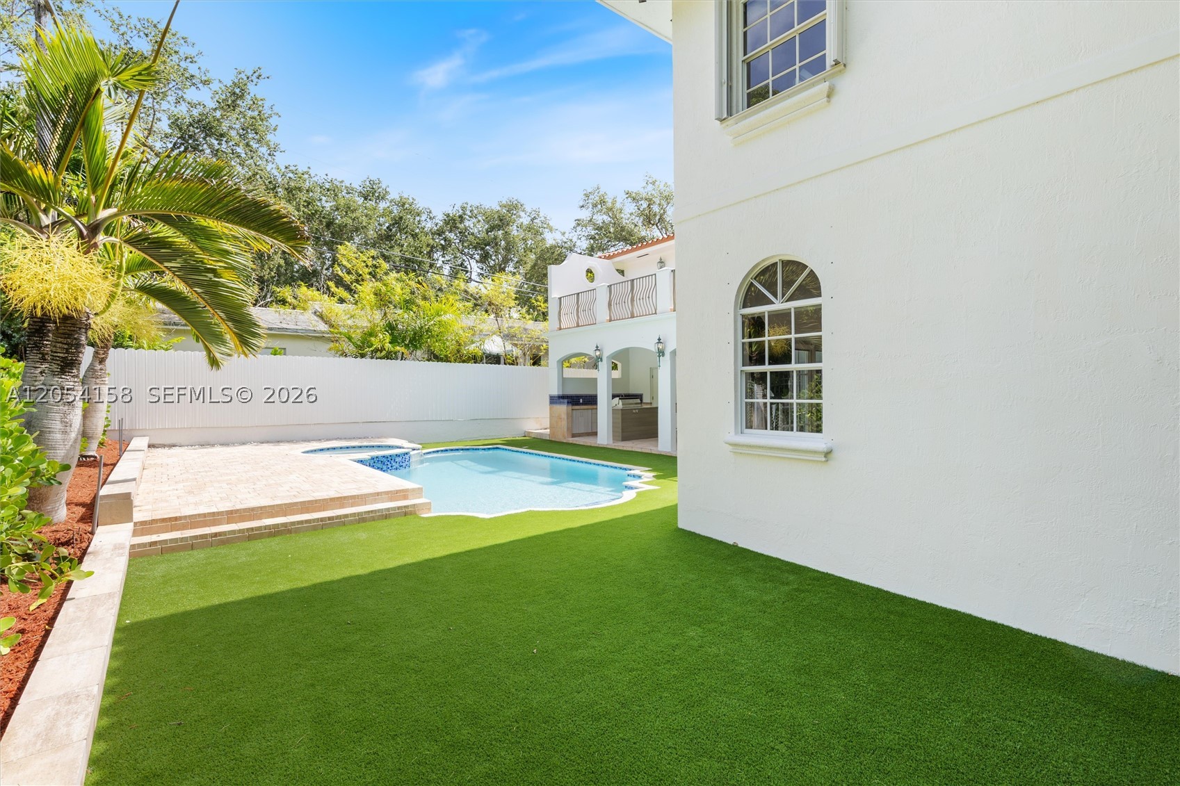 145 W Sunrise Ave Coral Gables, FL 33133