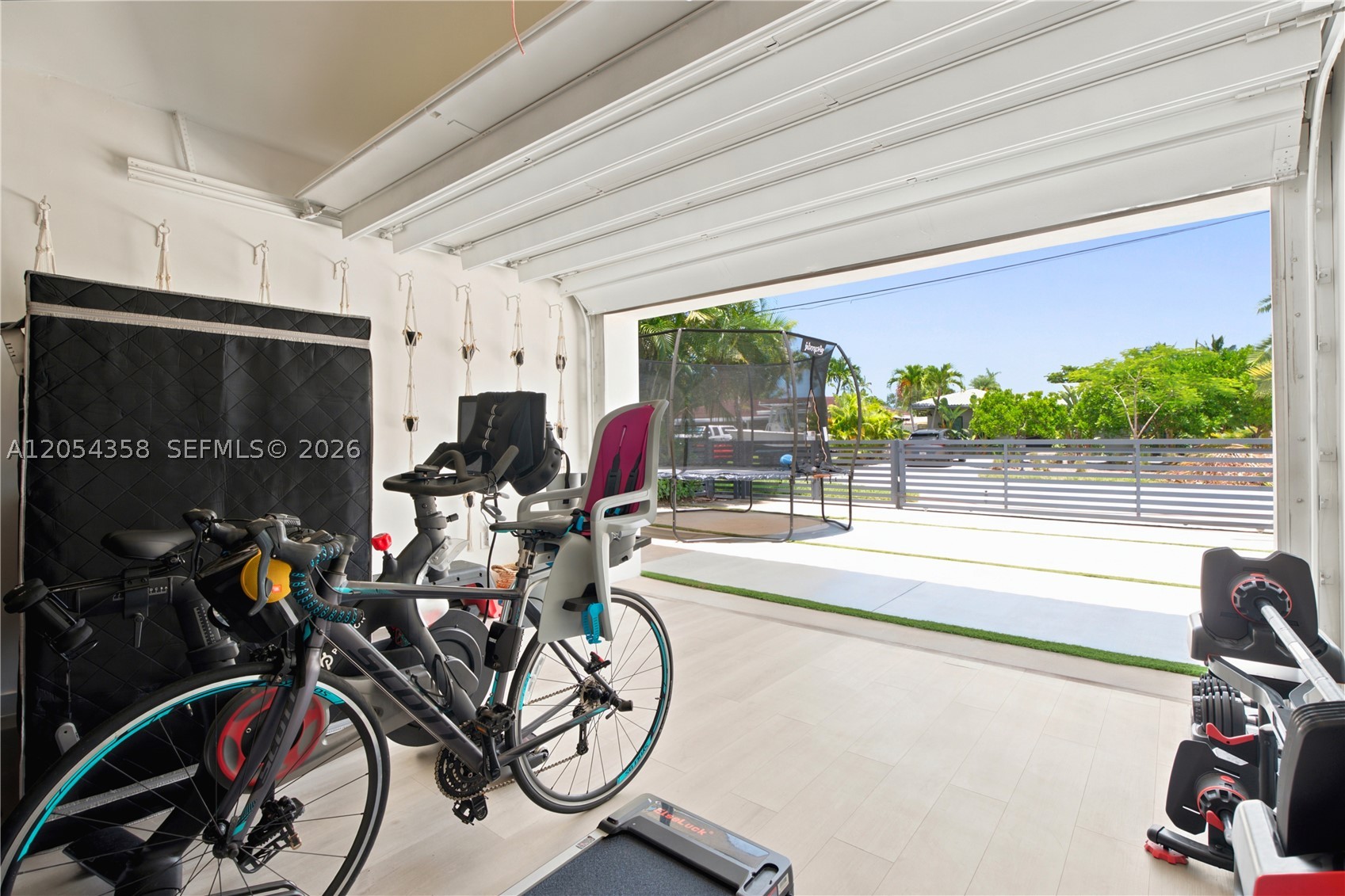 12930 Auralia Rd North Miami, FL 33181