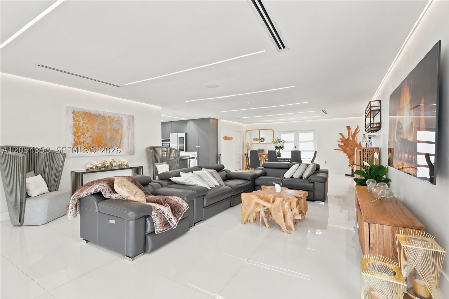 12930 Auralia Rd North Miami, FL 33181