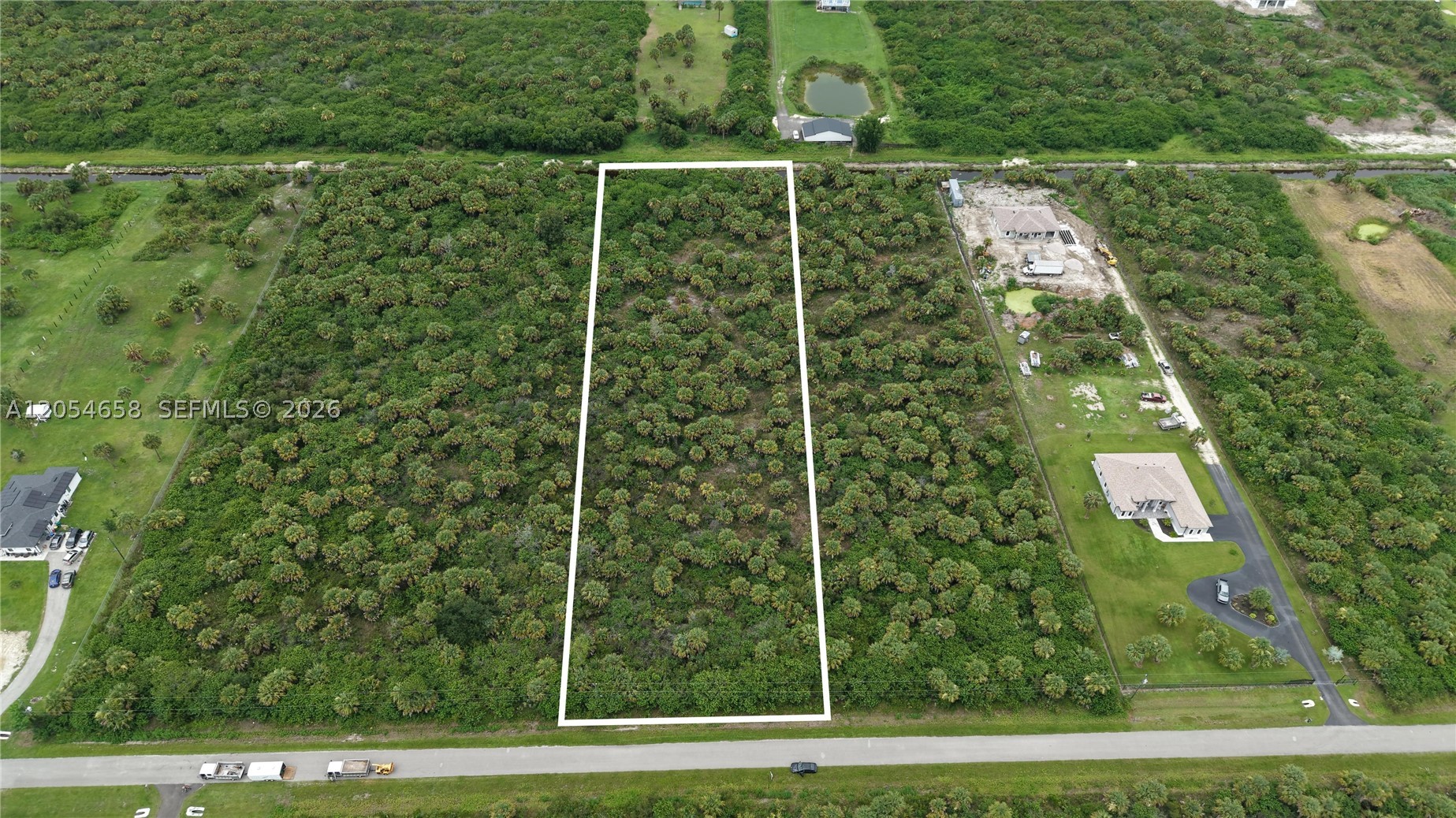 39th Ave Nw Naples, FL 34120
