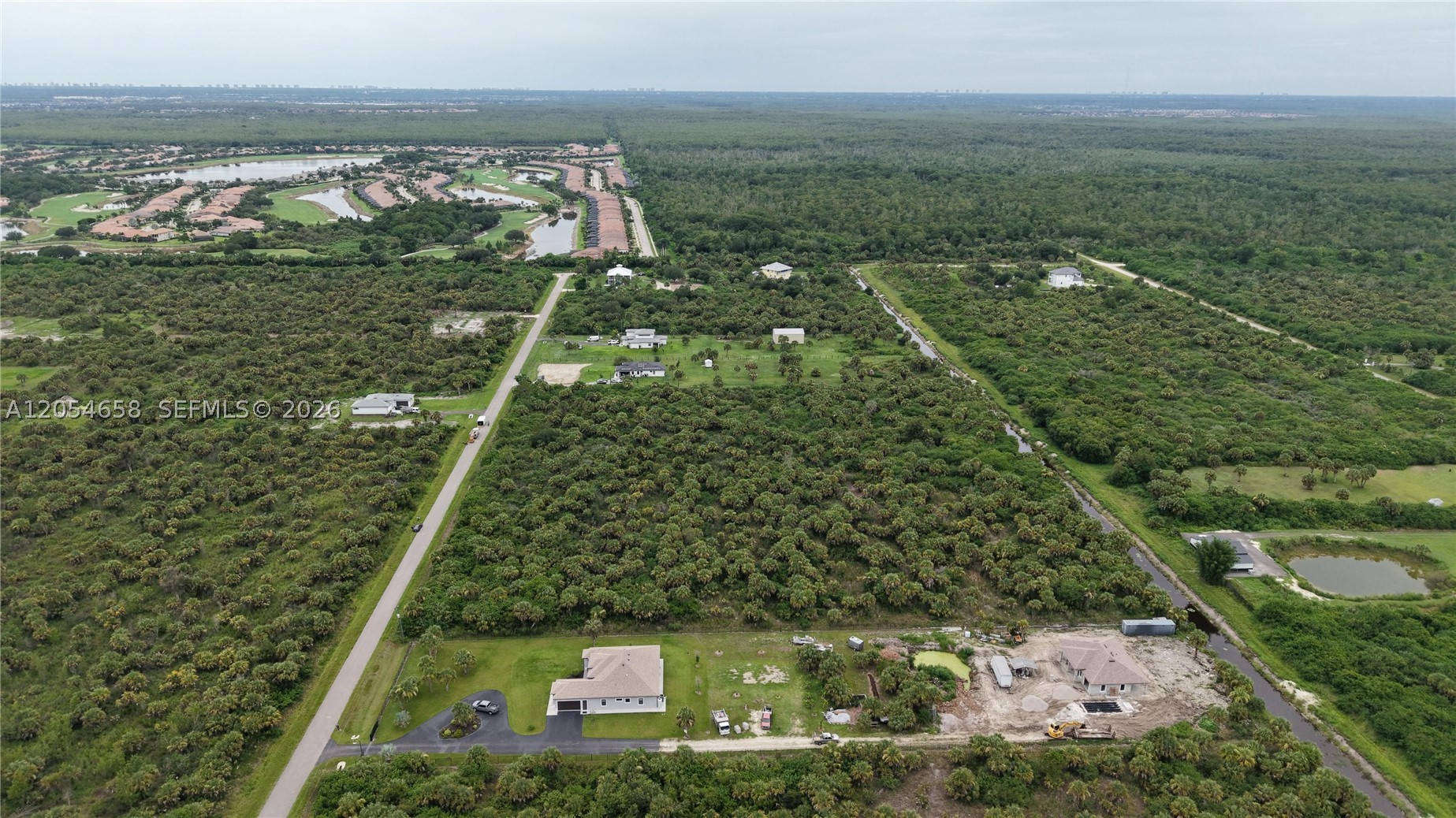 39th Ave Nw Naples, FL 34120
