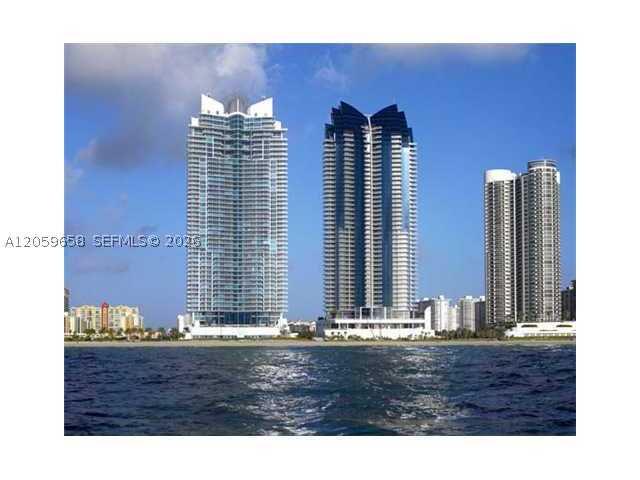 17121 Collins Ave #2108