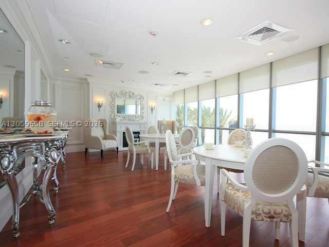 image Jade Ocean6