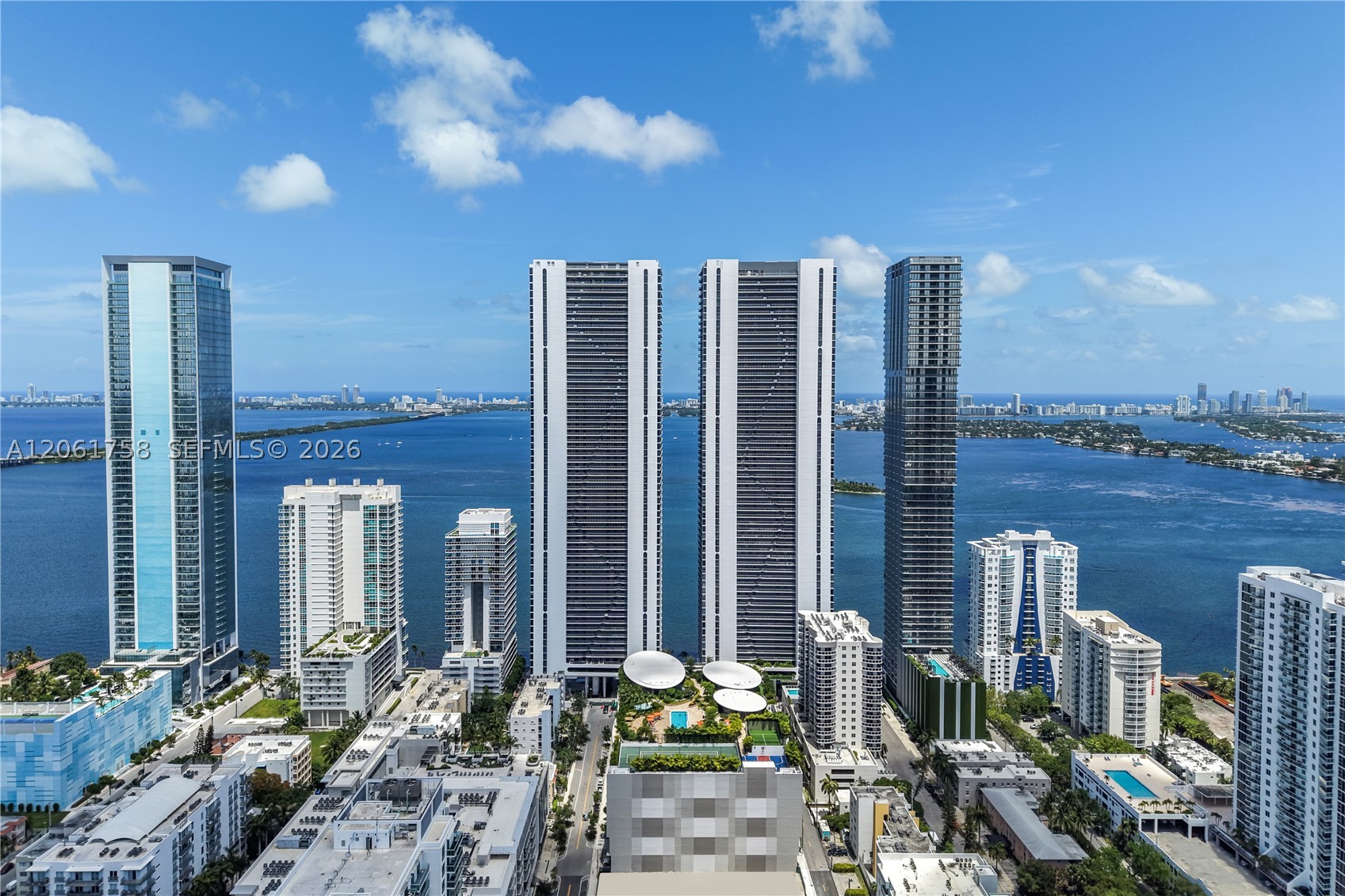 700 NE 24th St #PH-5902 Miami, FL 33137