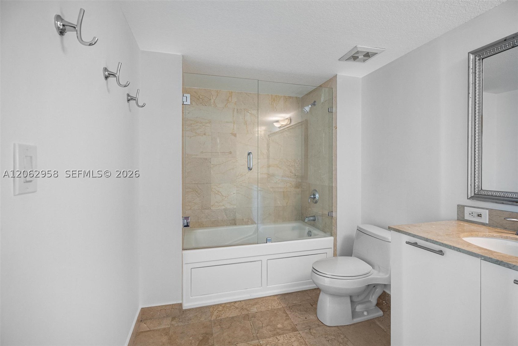 image 1800 Club20