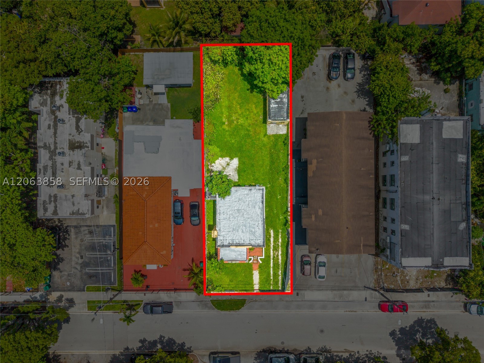 559 NW 34th St Miami, FL 33127