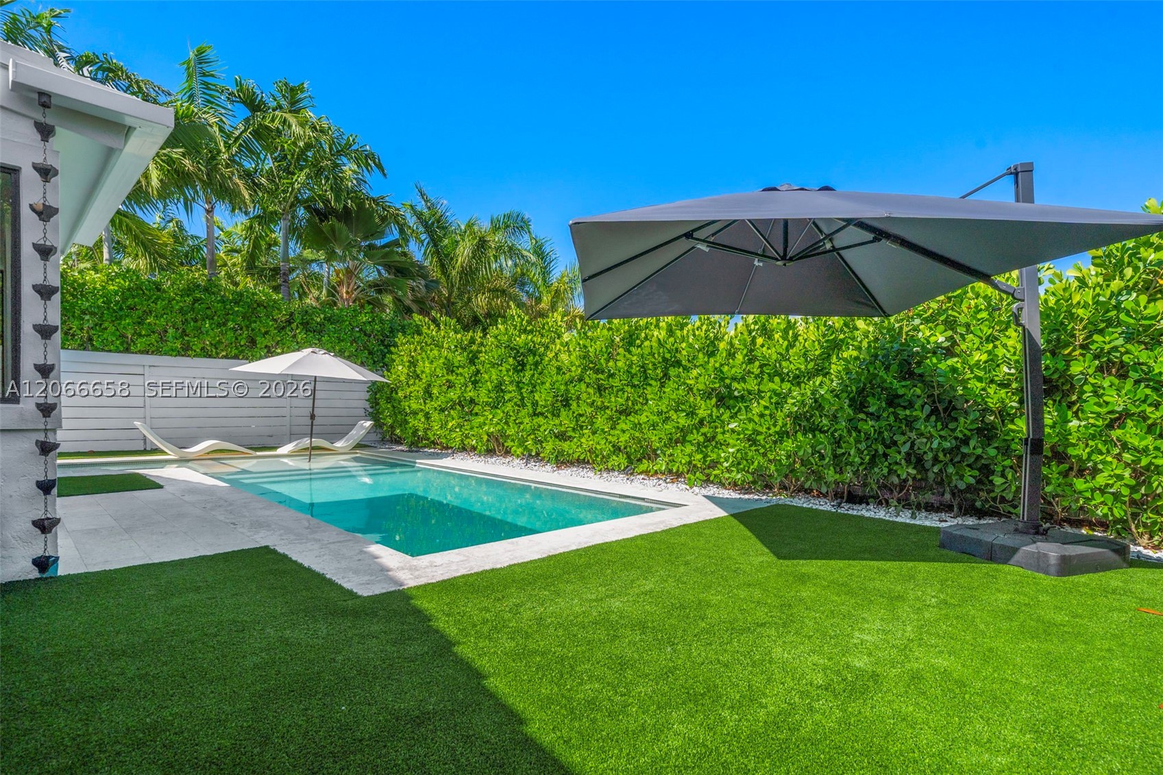 8844 Abbott Ave Surfside, FL 33154