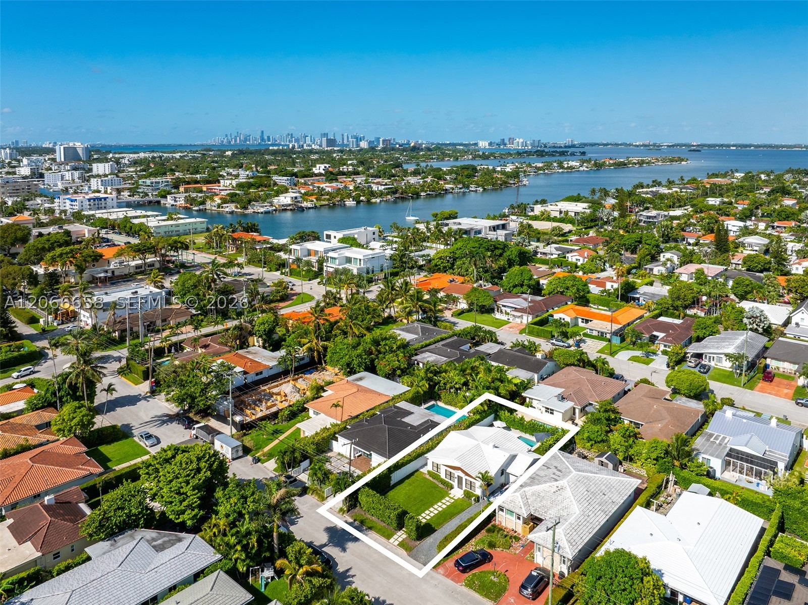 8844 Abbott Ave Surfside, FL 33154