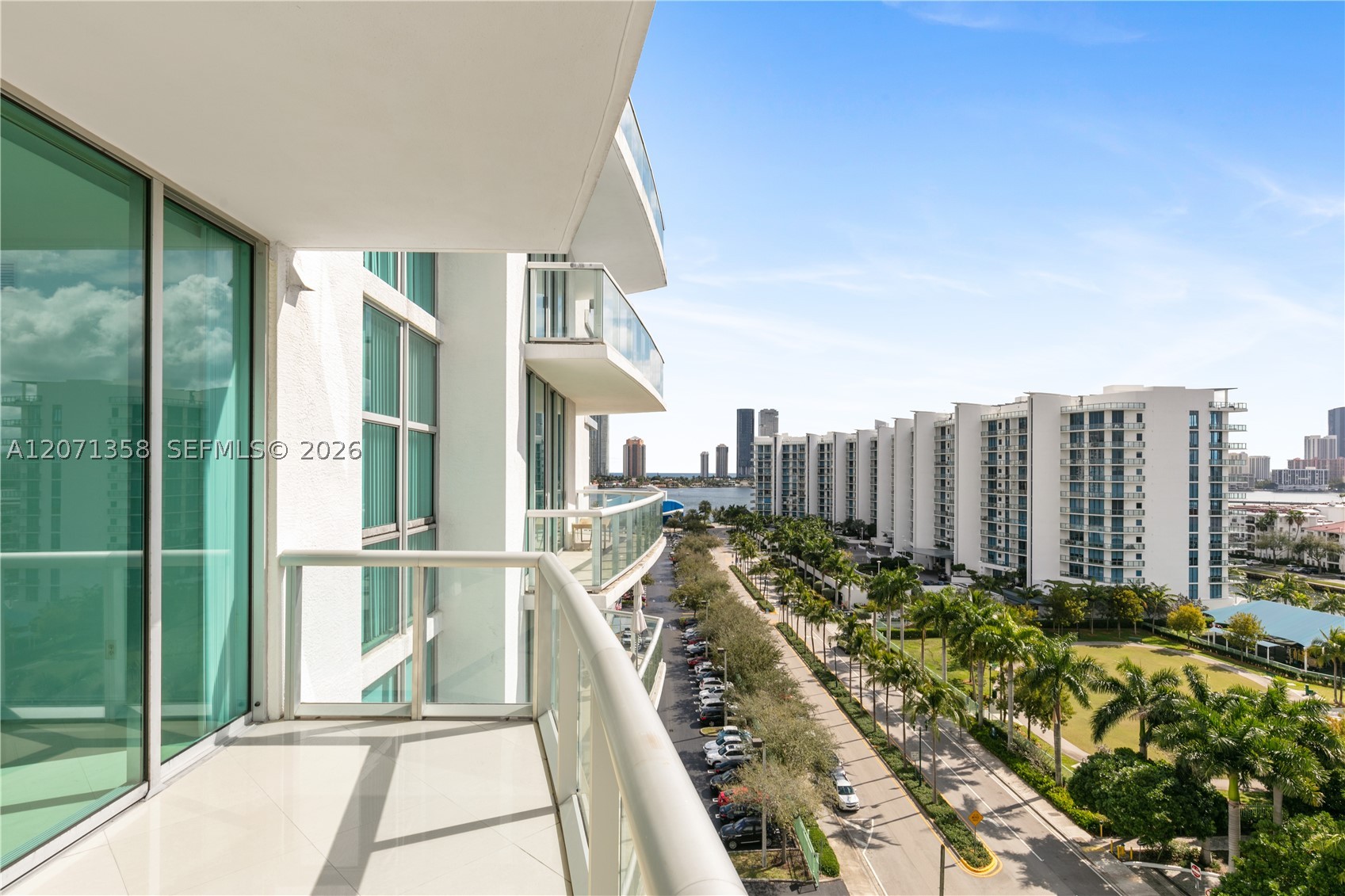 image The Atrium at Aventura14