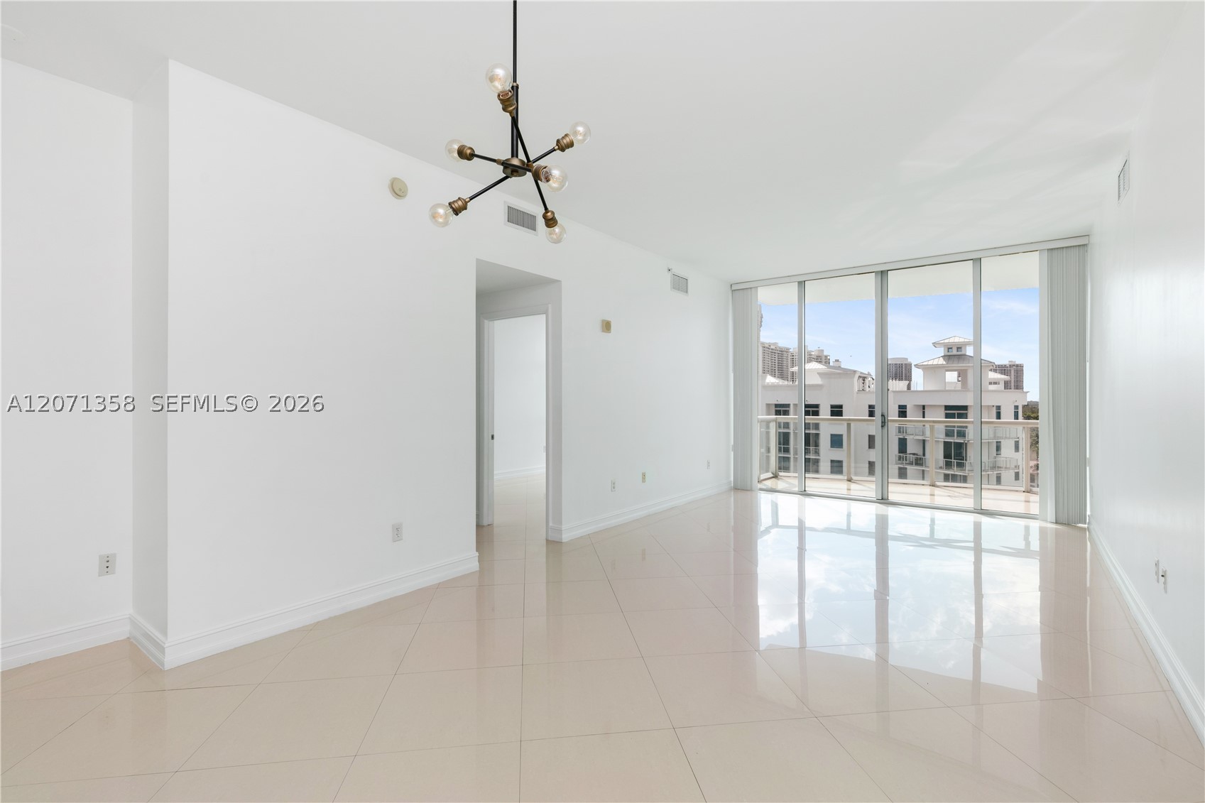 image The Atrium at Aventura41