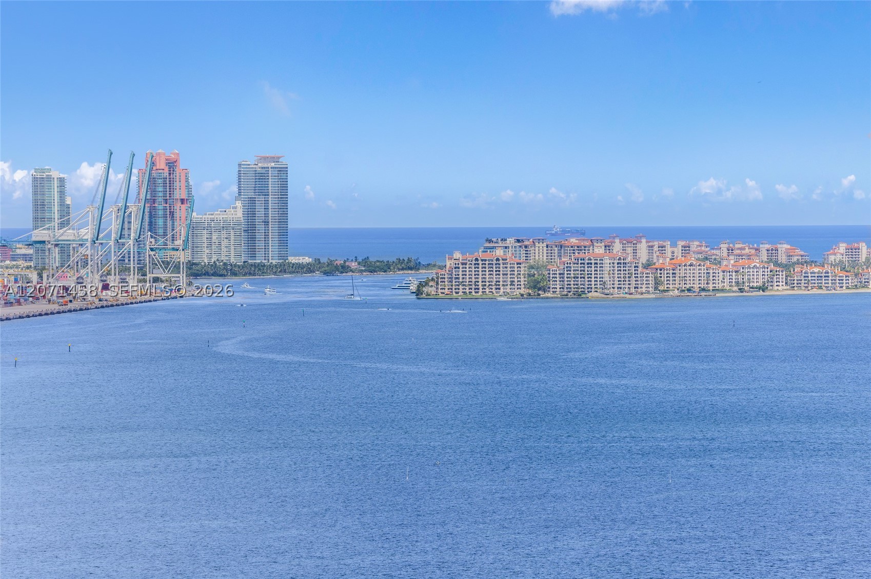 image The Club at Brickell Bay19