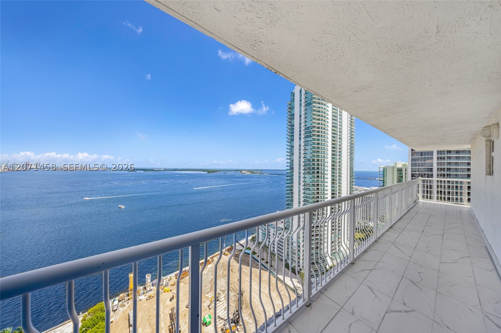 image The Club at Brickell Bay20