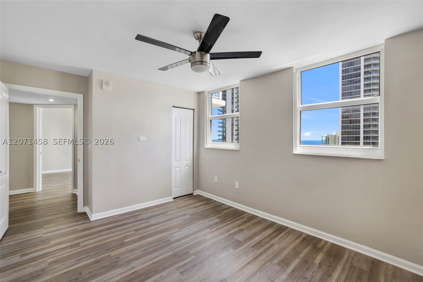 image The Club at Brickell Bay30