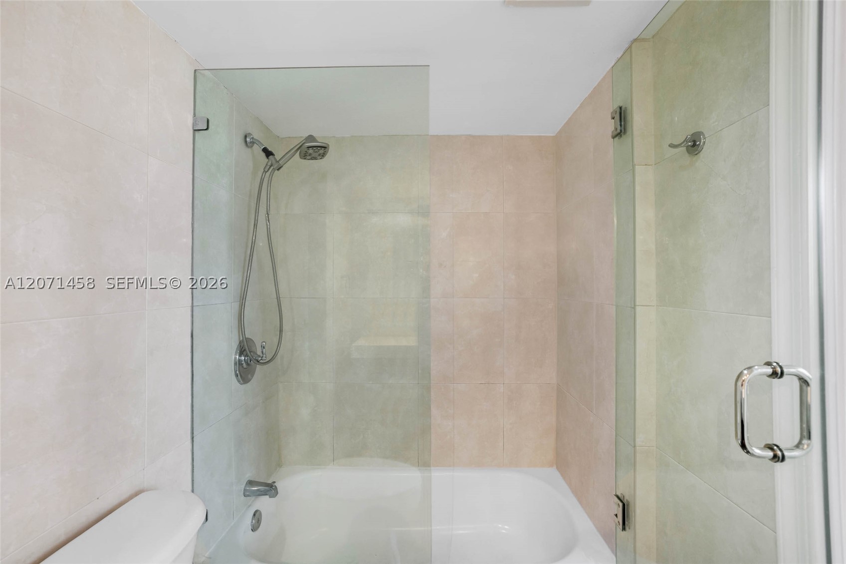 image The Club at Brickell Bay33