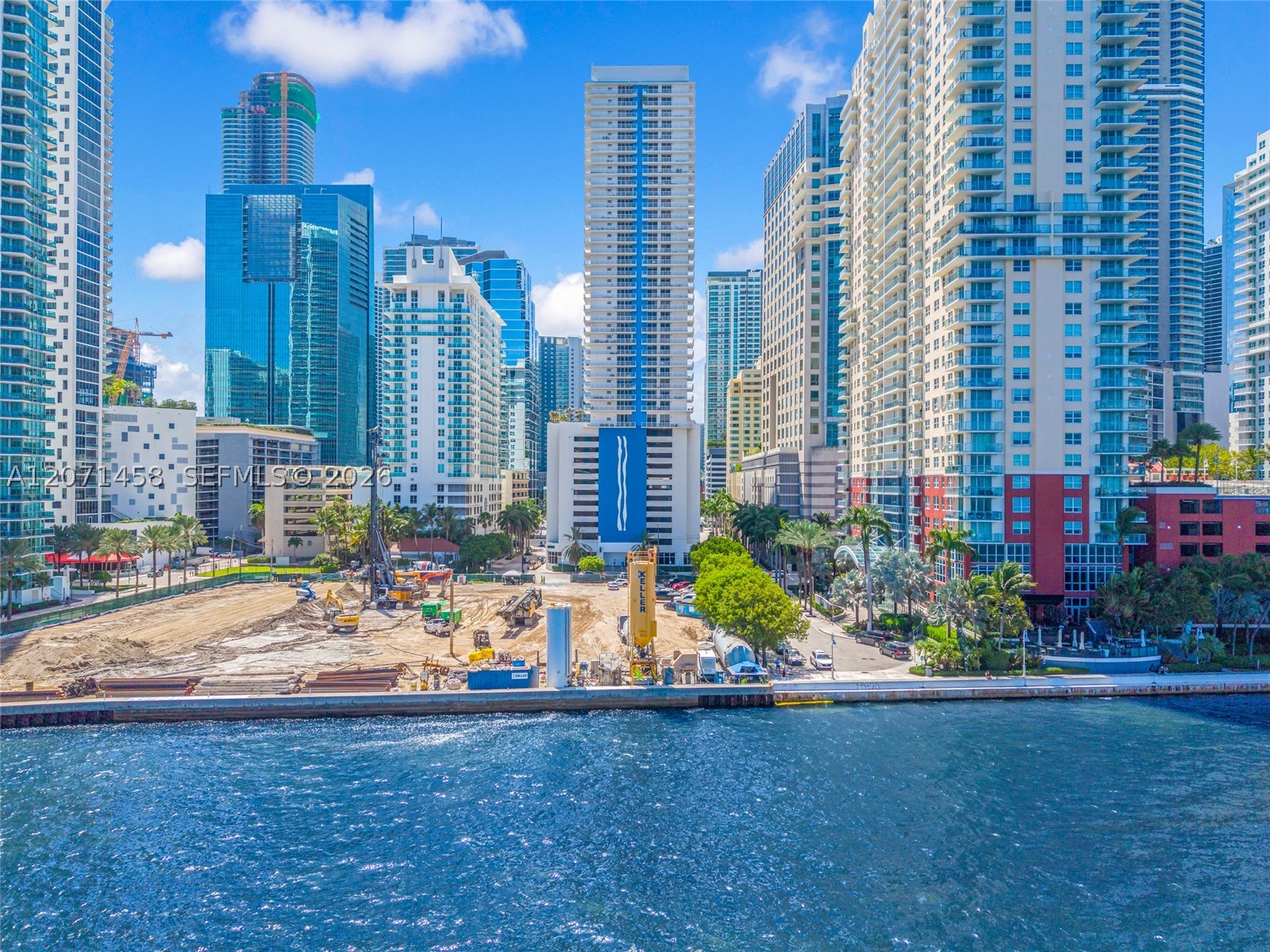 image The Club at Brickell Bay44