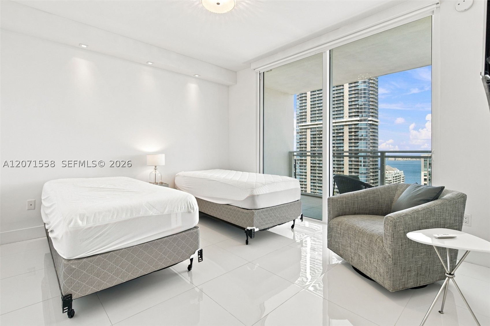 image The Bond on Brickell16