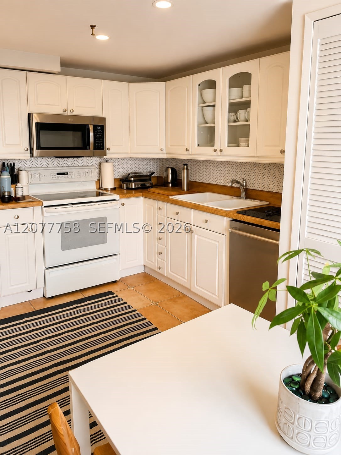 Undisclosed Address Key Biscayne, FL 33149