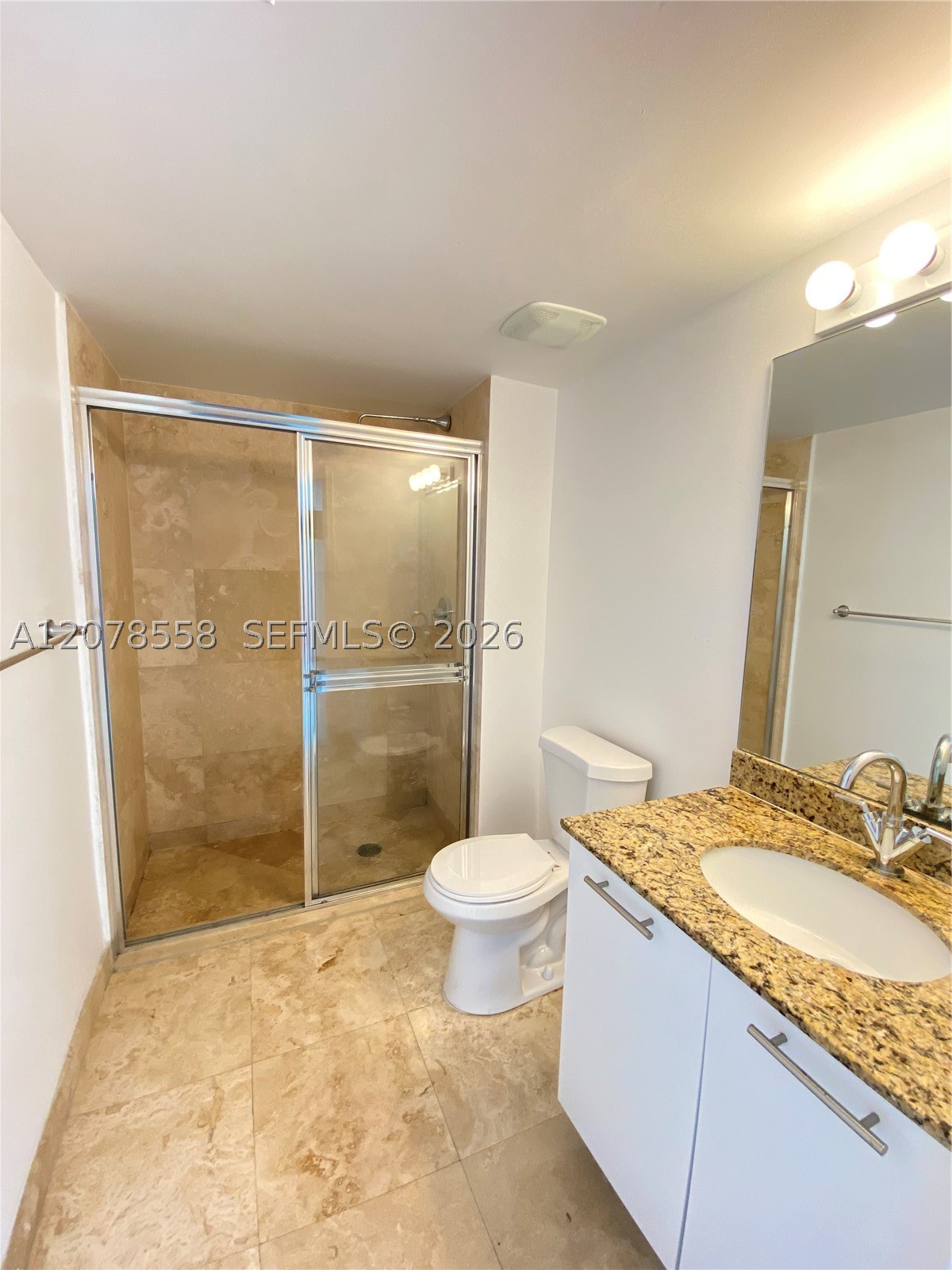 image Brickell on the River South18