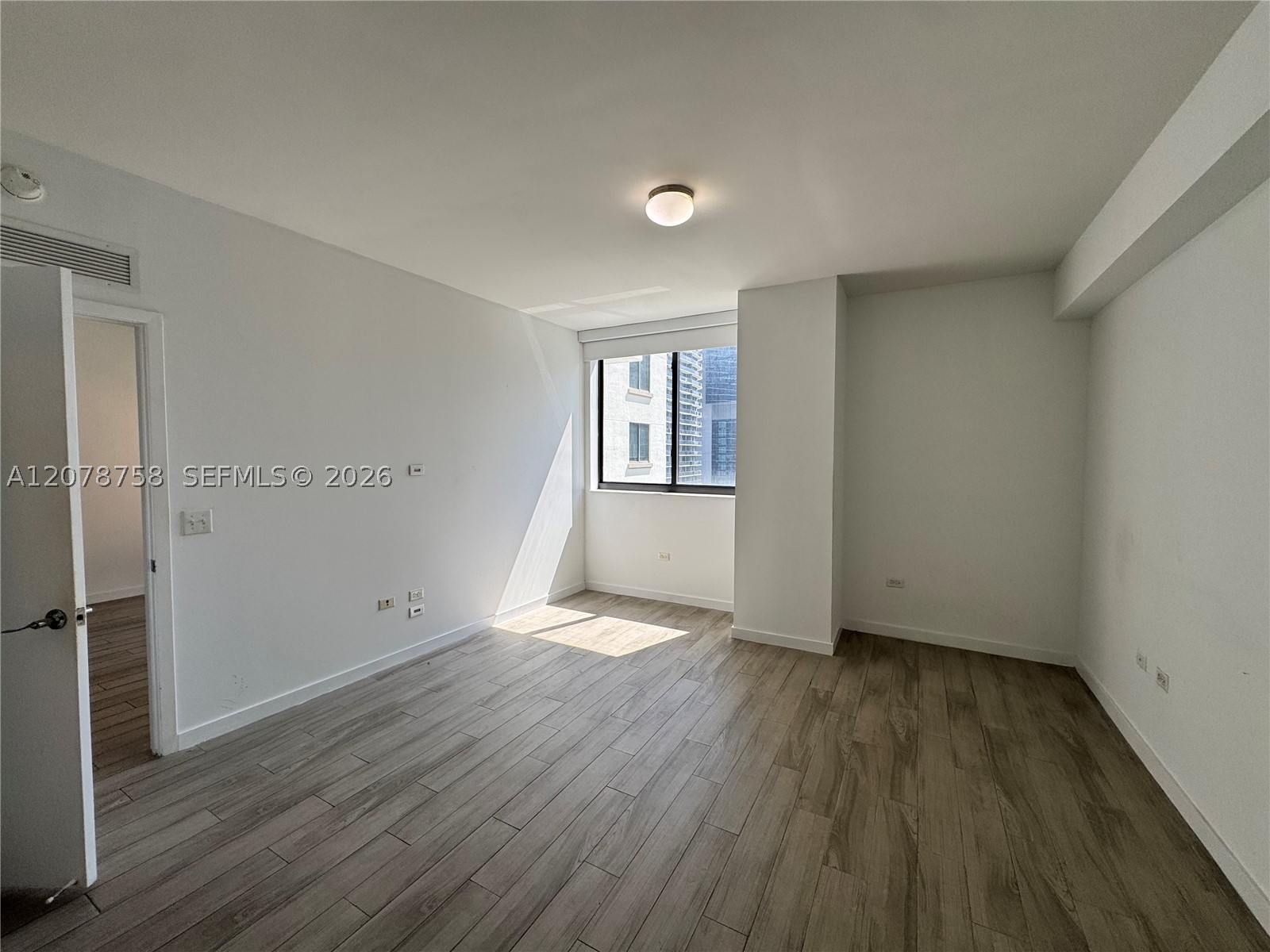 image Nine at Mary Brickell Village43
