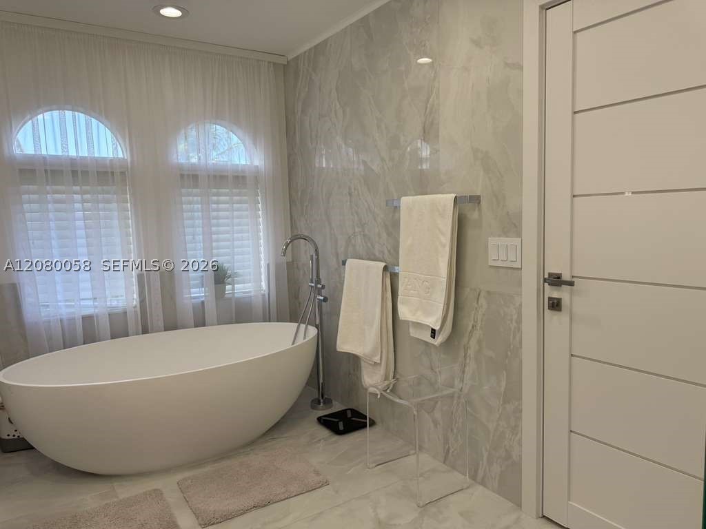 3123 NE 210th St Aventura, FL 33180
