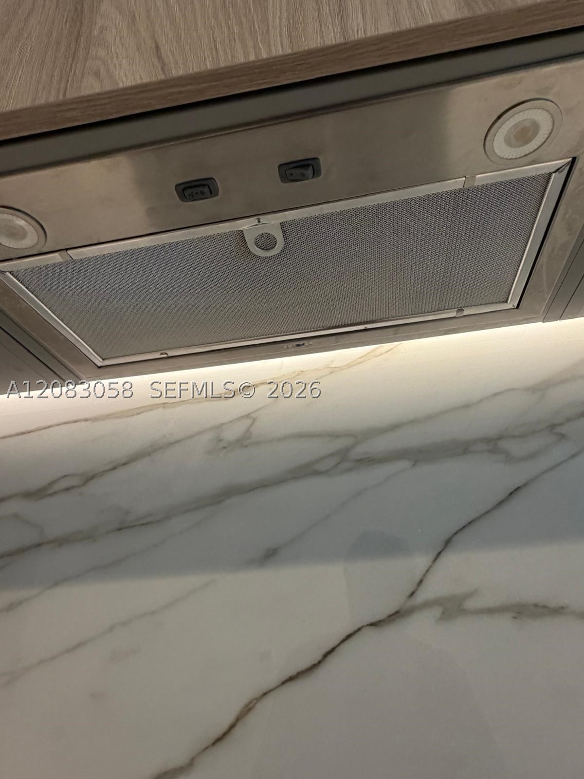 77 SE 5th #1611 Miami, FL 33131