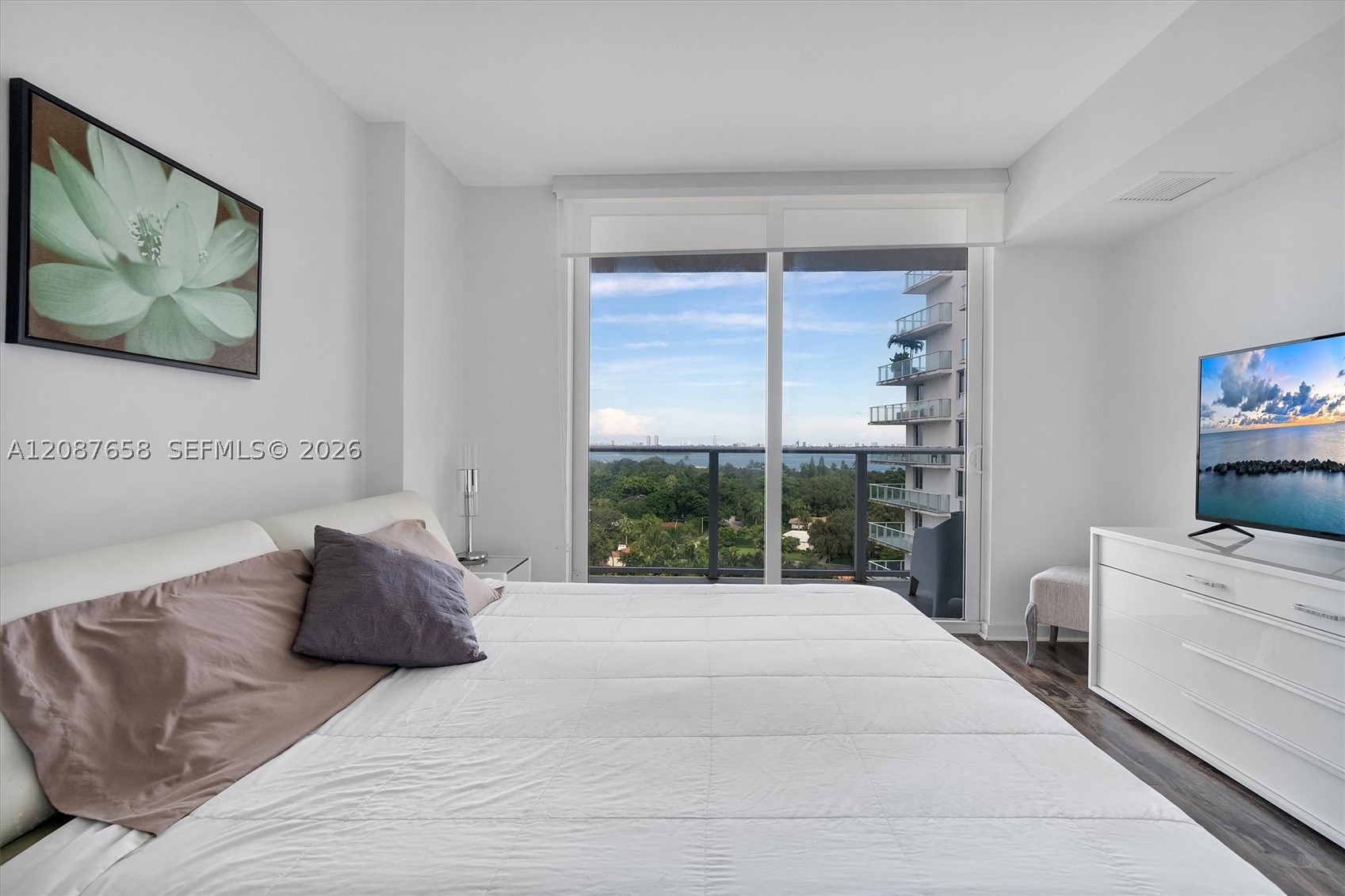 image Baltus House14
