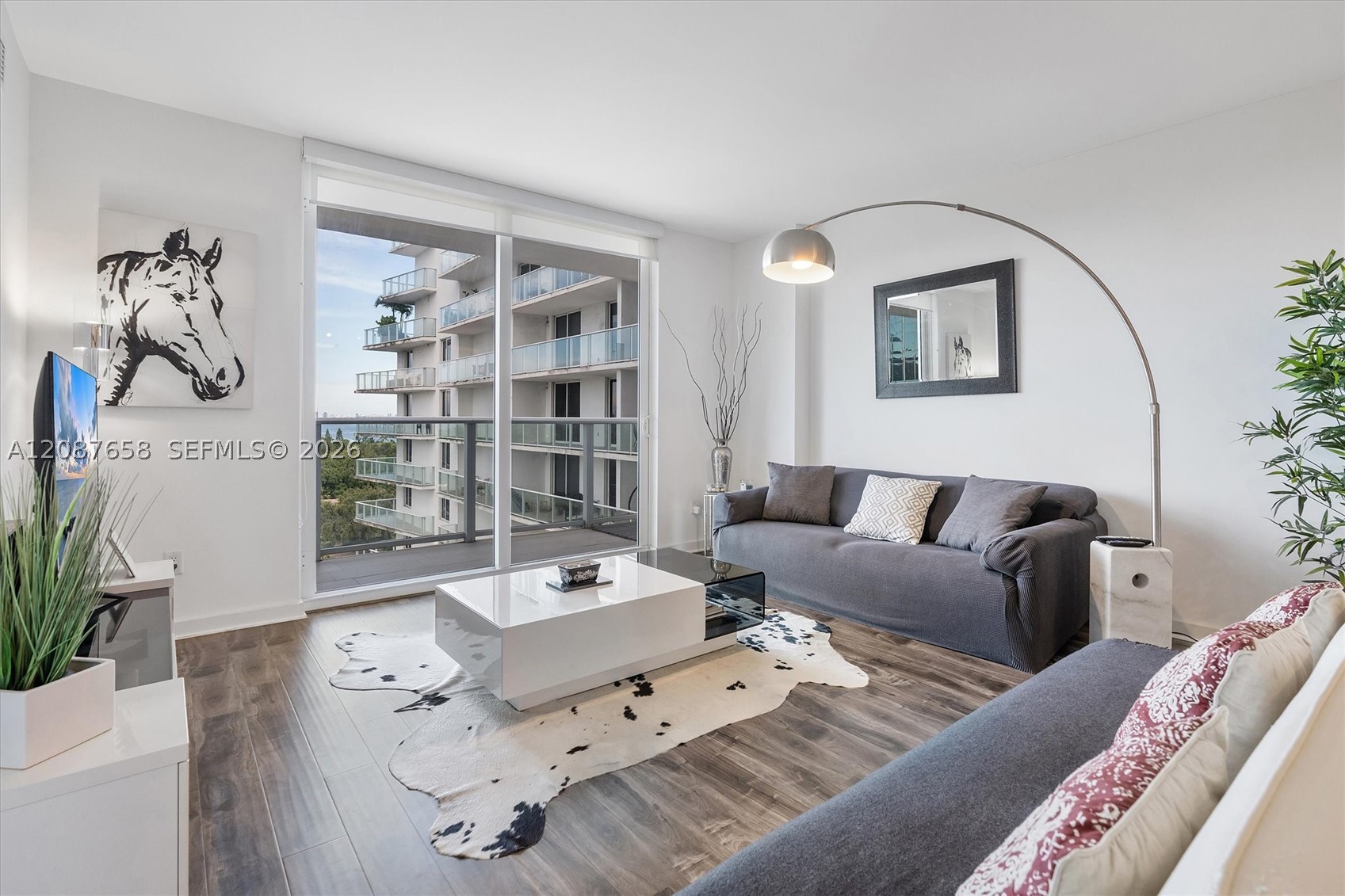 image Baltus House2