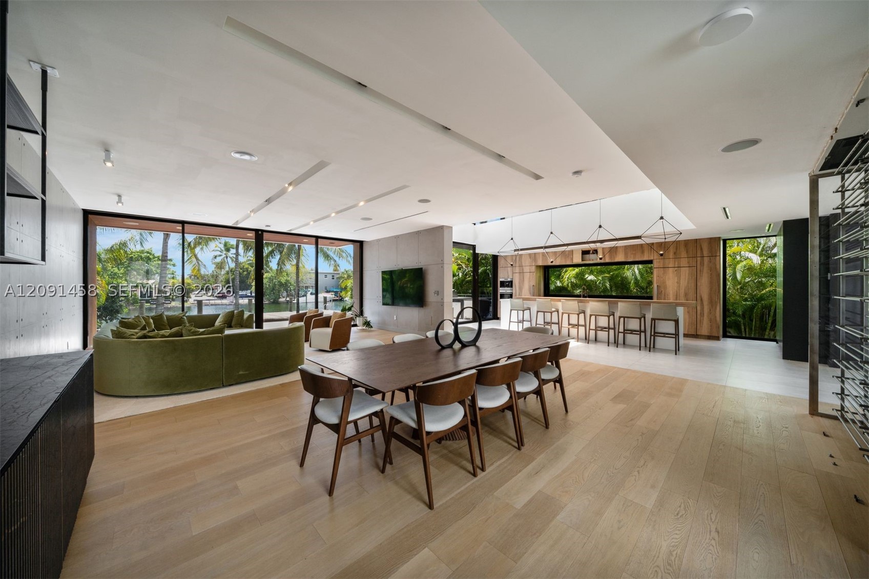 770 S Shore Dr Miami Beach, FL 33141