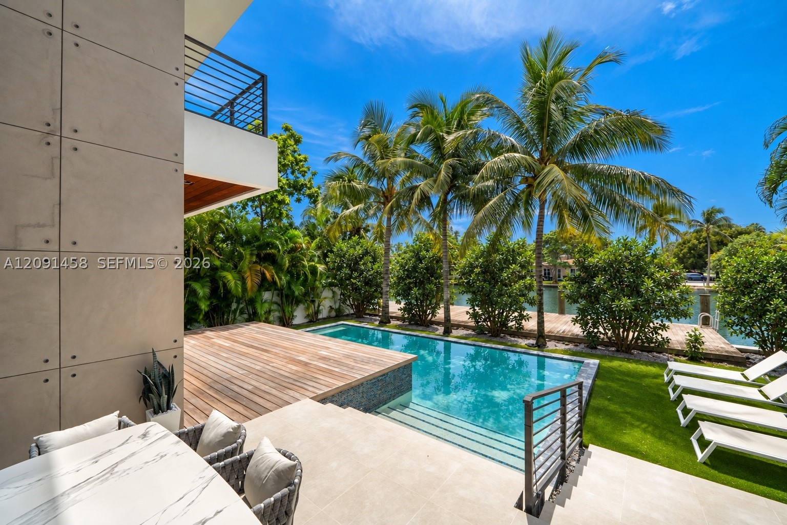770 S Shore Dr Miami Beach, FL 33141