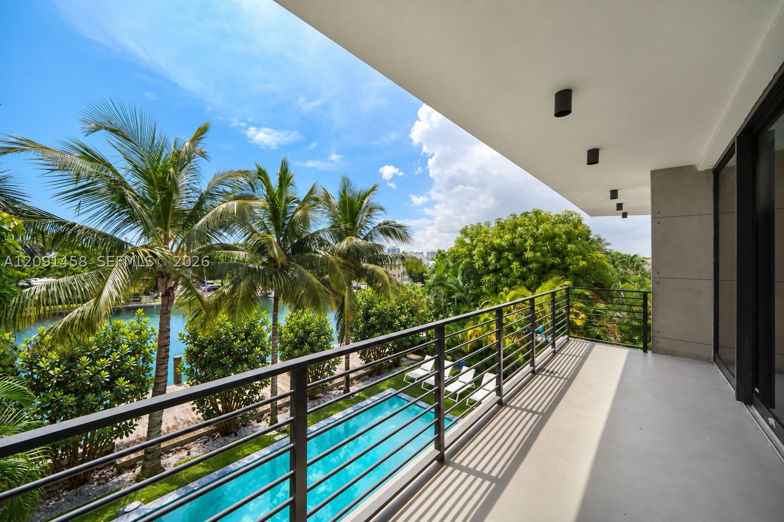 770 S Shore Dr Miami Beach, FL 33141