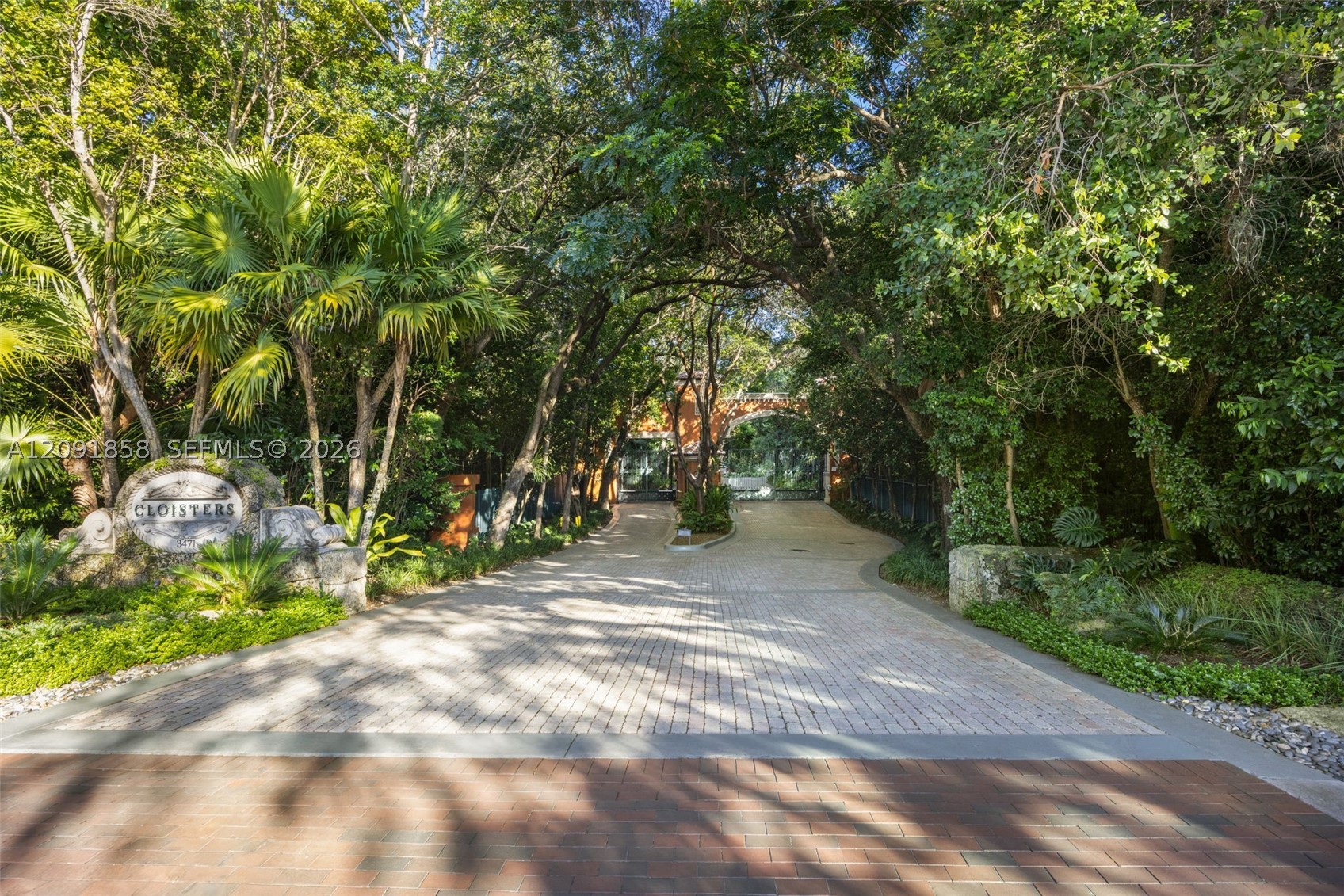 3471 Main Hwy #1204 Coconut Grove, FL 33133