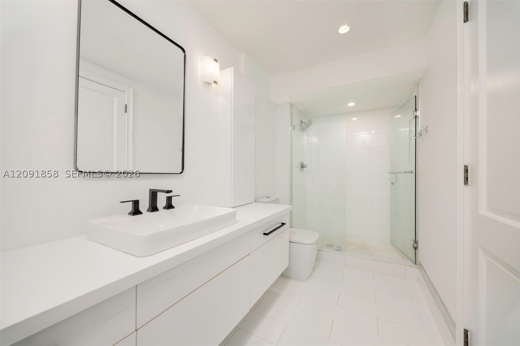 3471 Main Hwy #1204 Coconut Grove, FL 33133