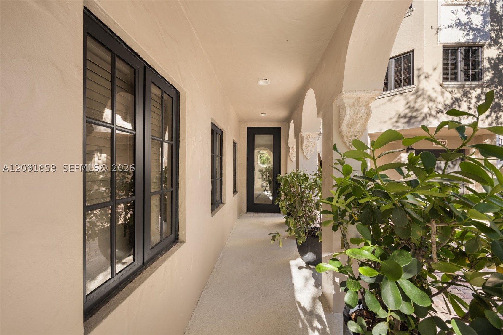 3471 Main Hwy #1204 Coconut Grove, FL 33133