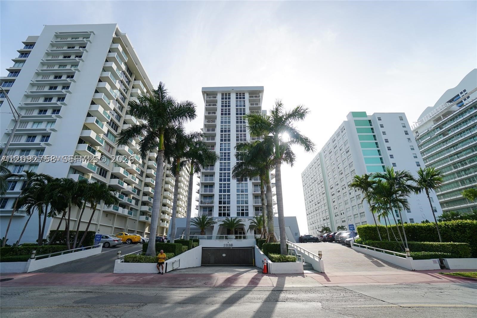 1228 West Ave #513