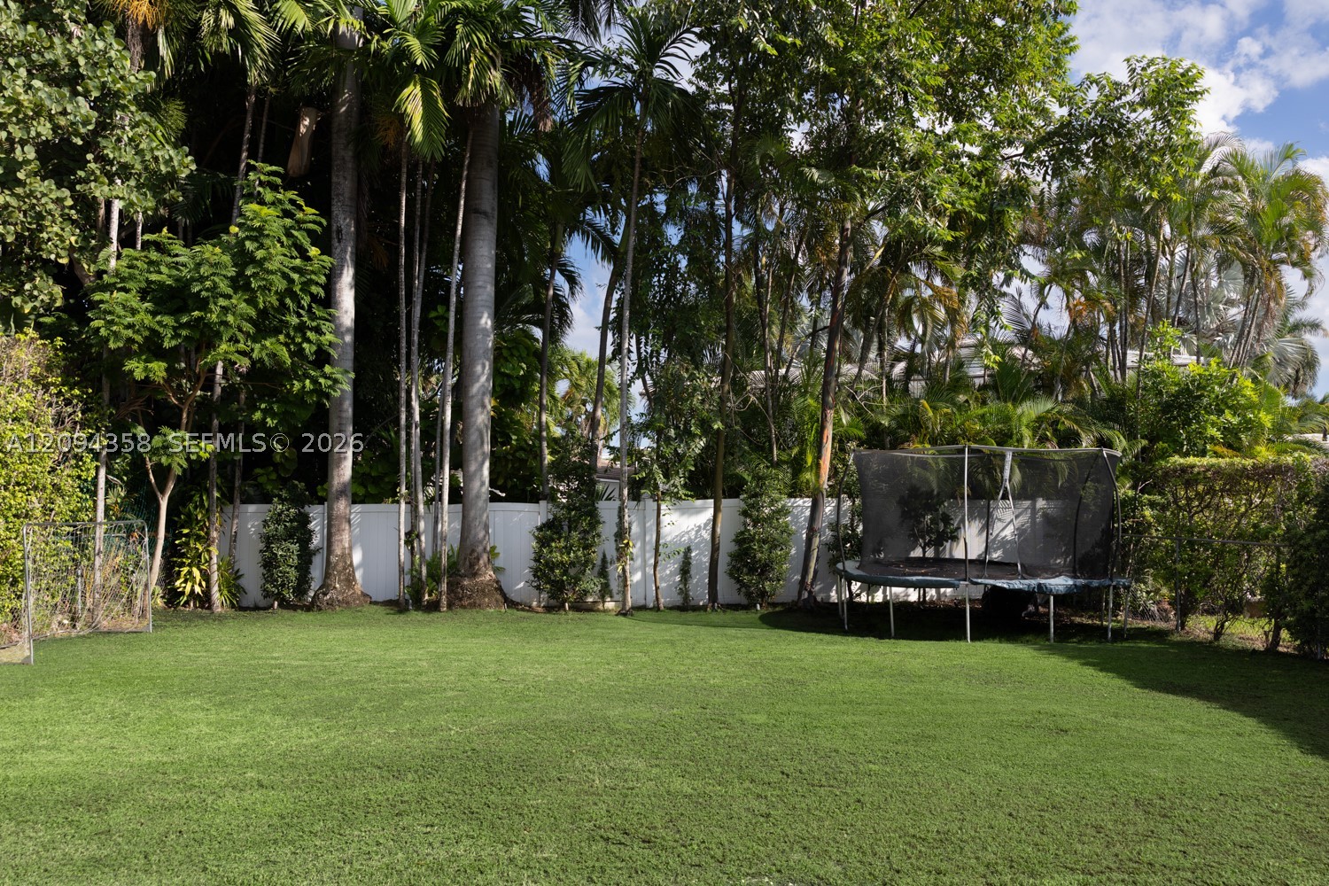 6235 Alton Rd Miami Beach, FL 33140
