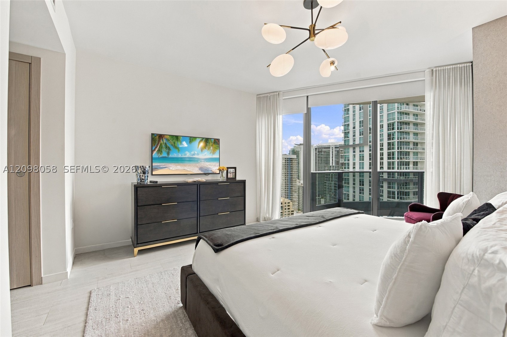 image Brickell Flatiron23