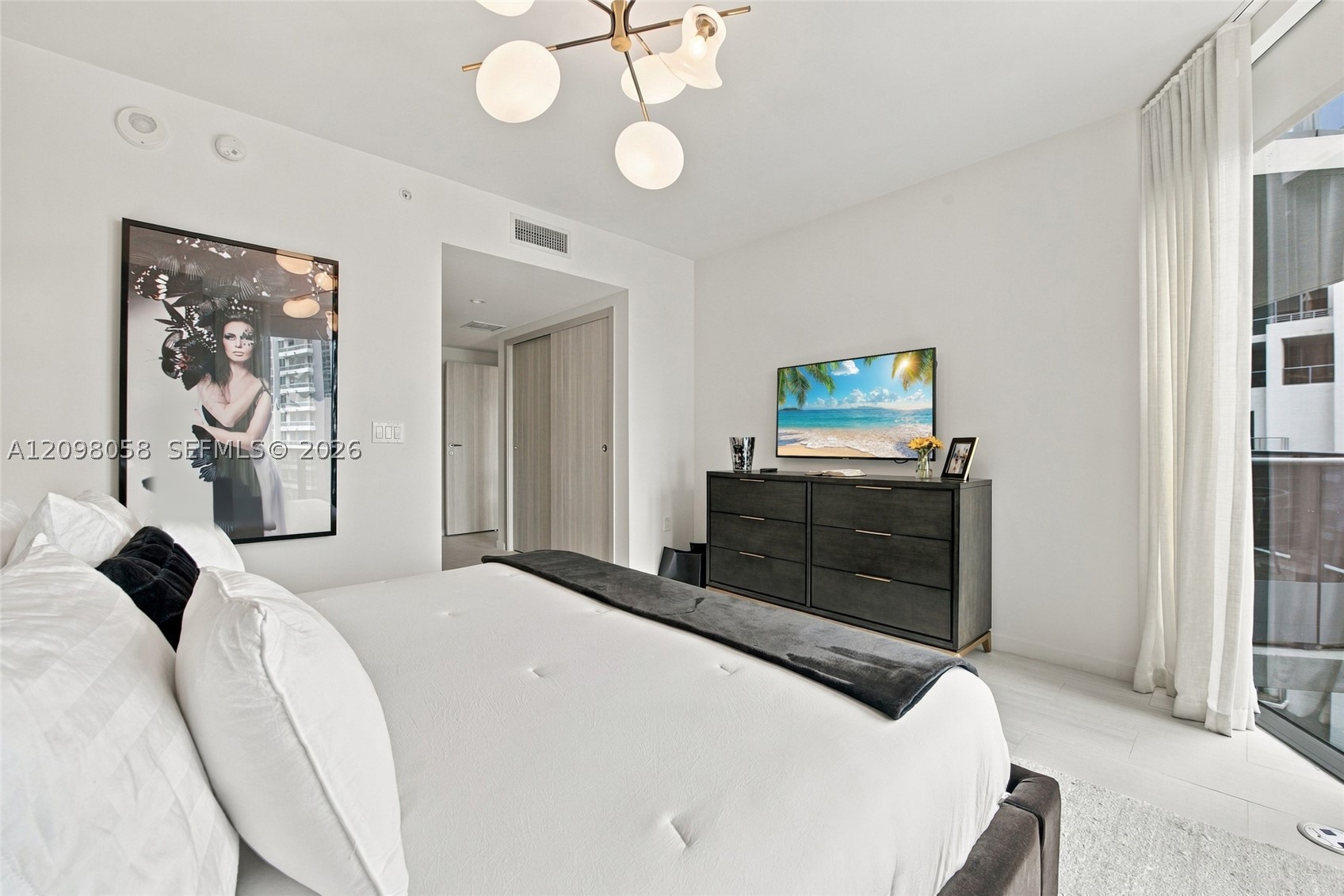 image Brickell Flatiron32