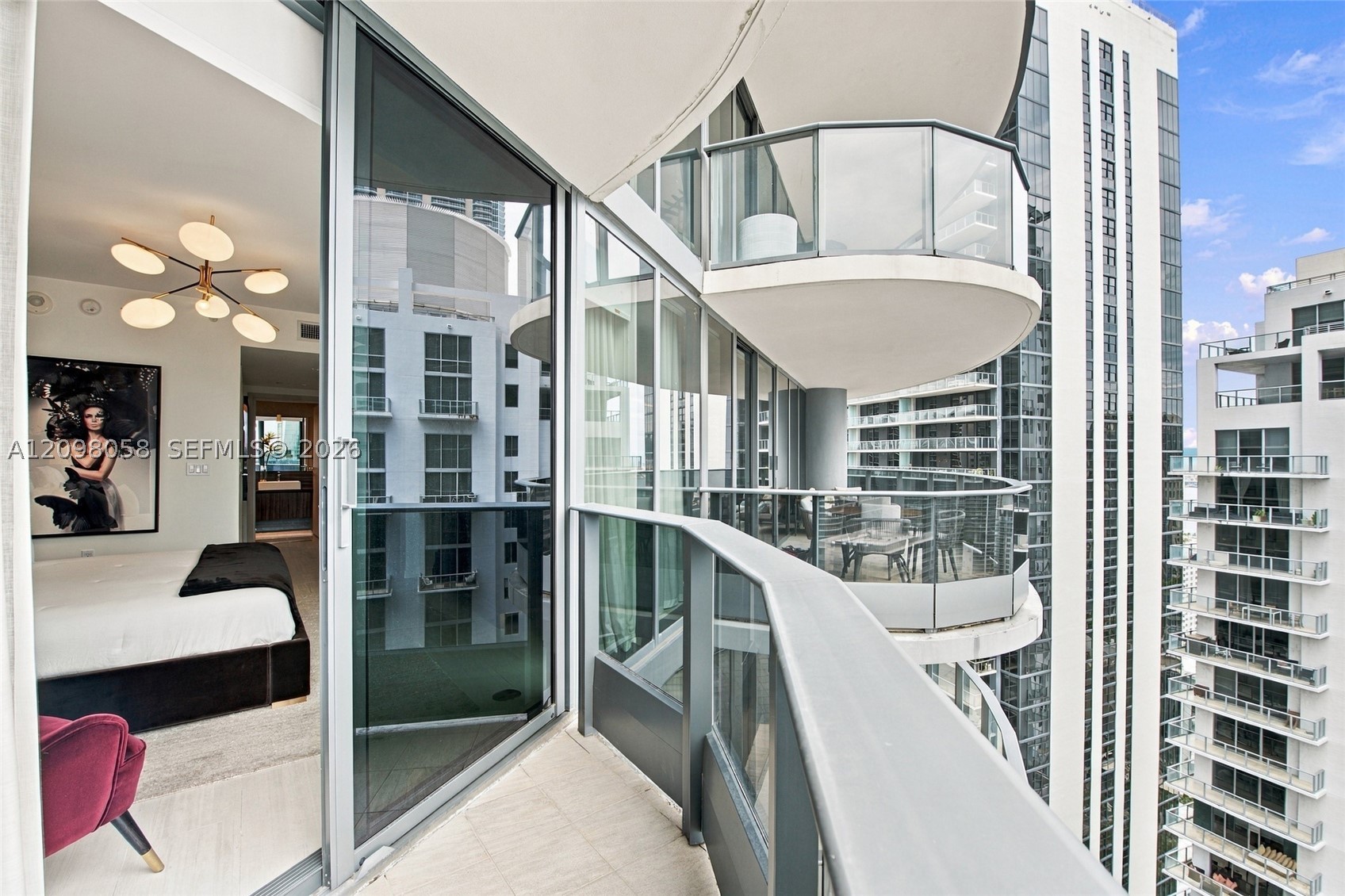 image Brickell Flatiron33
