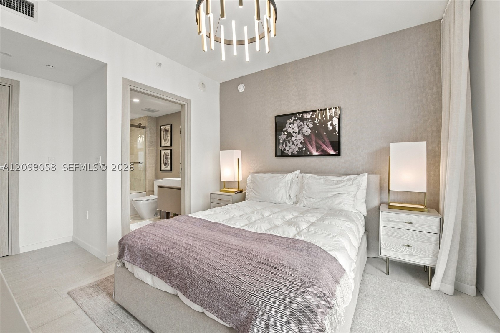 image Brickell Flatiron41