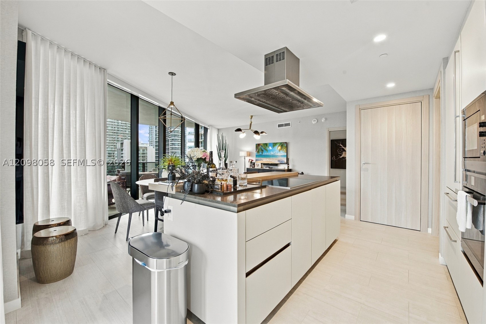 image Brickell Flatiron6