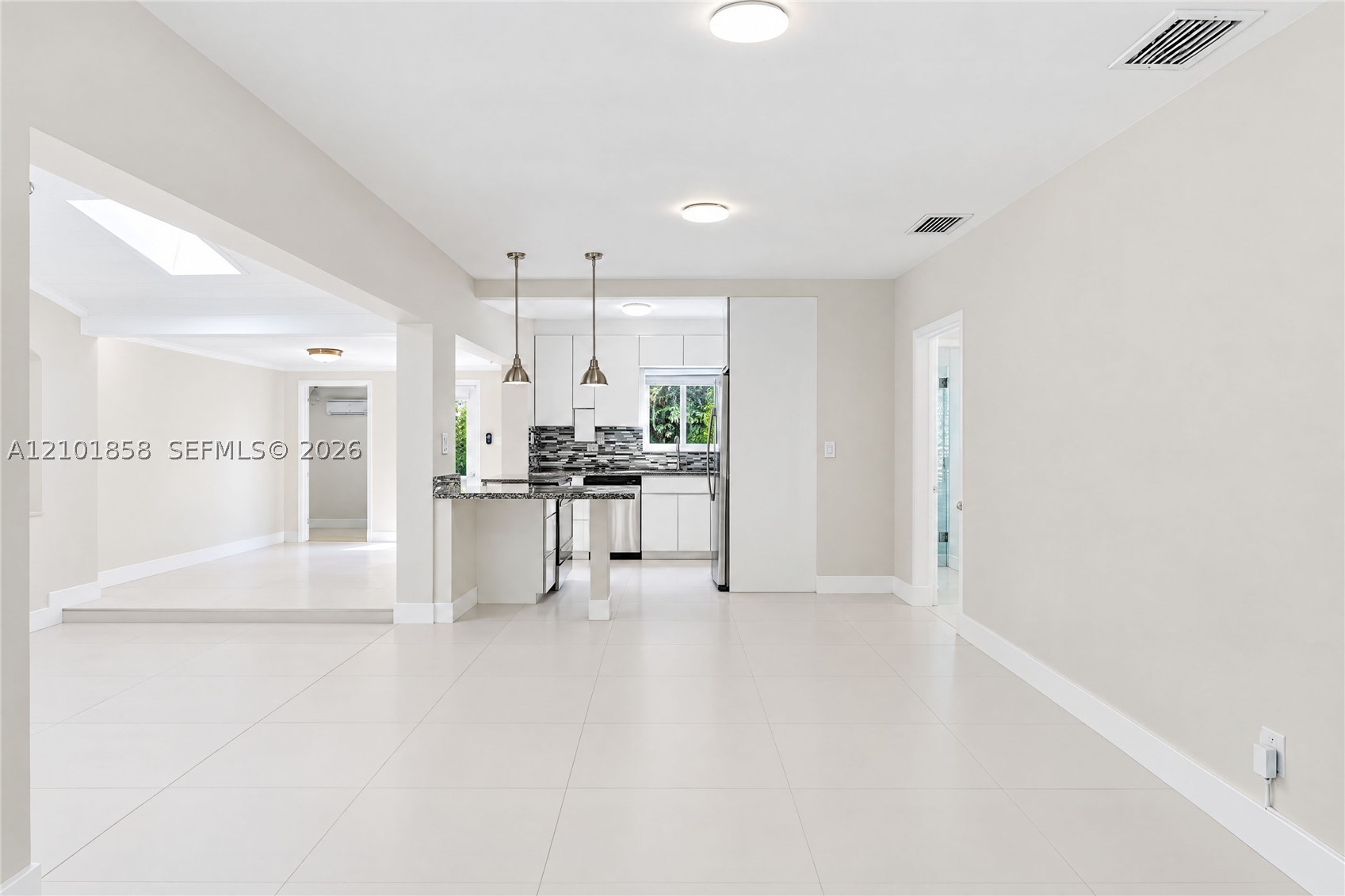 2727 Calusa St Miami, FL 33133
