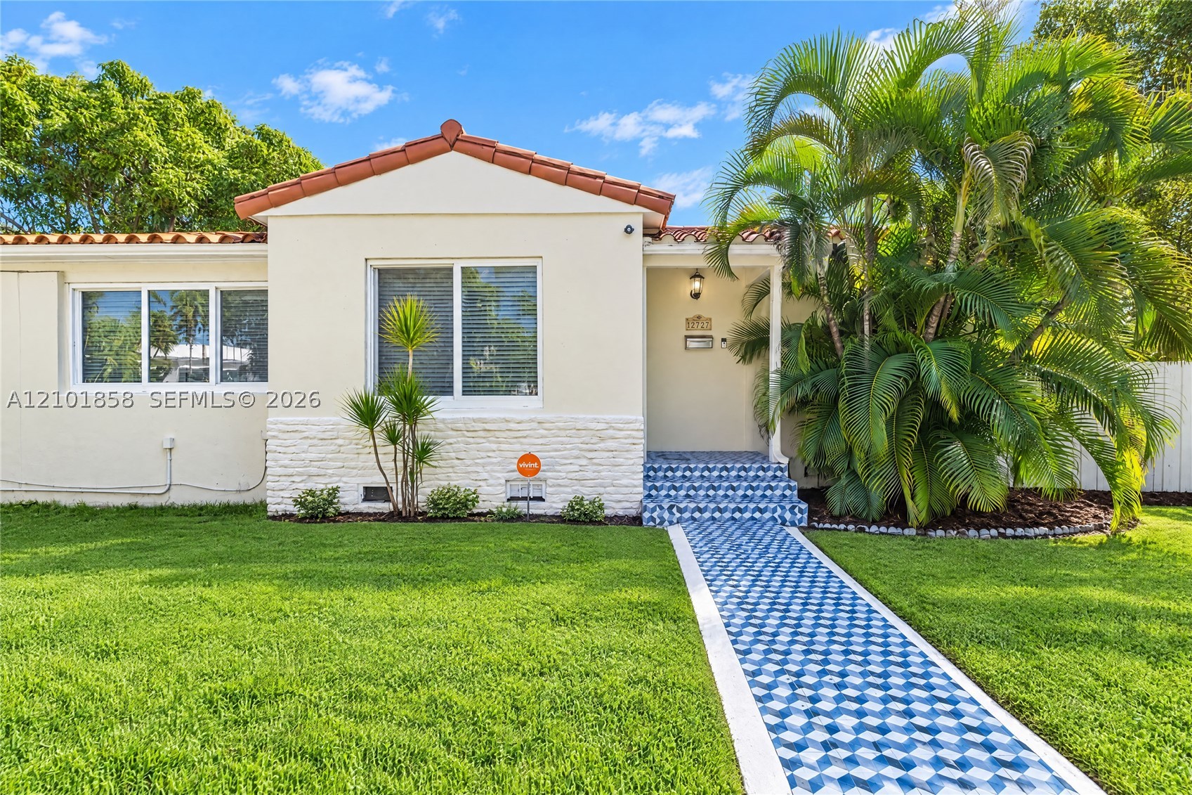 2727 Calusa St Miami, FL 33133