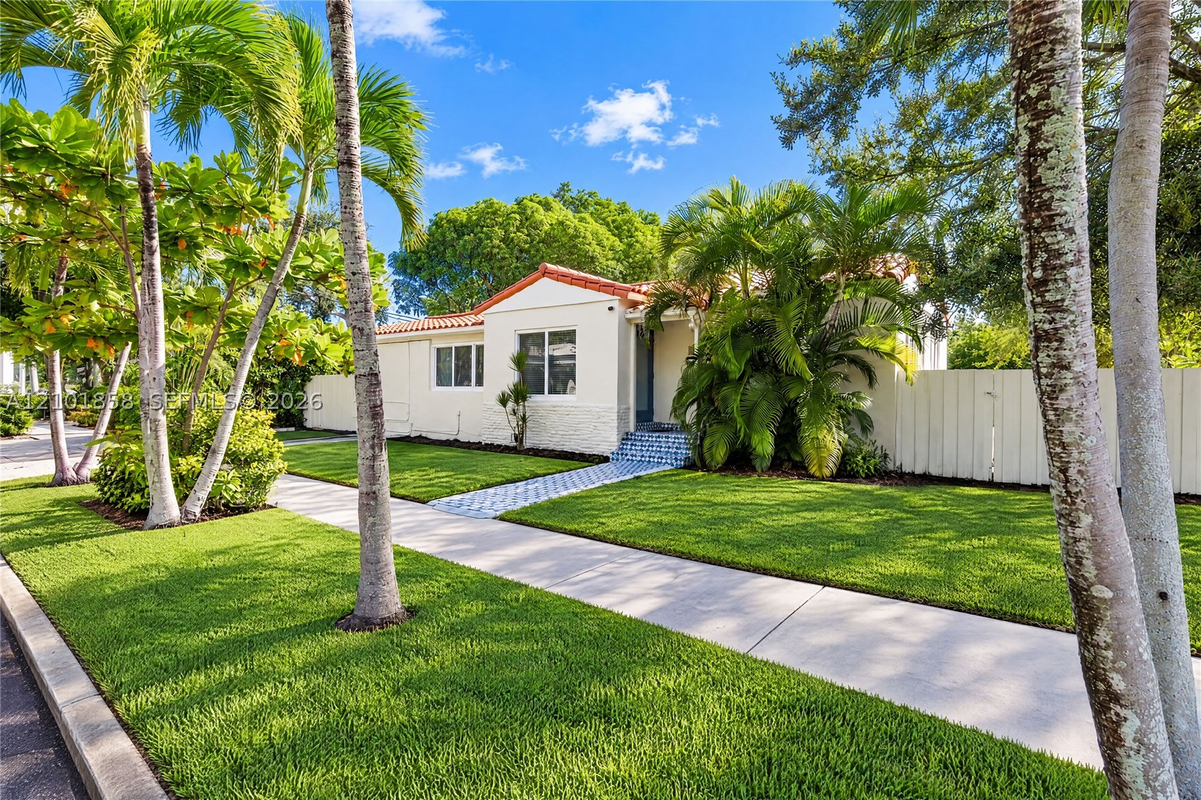 2727 Calusa St Miami, FL 33133