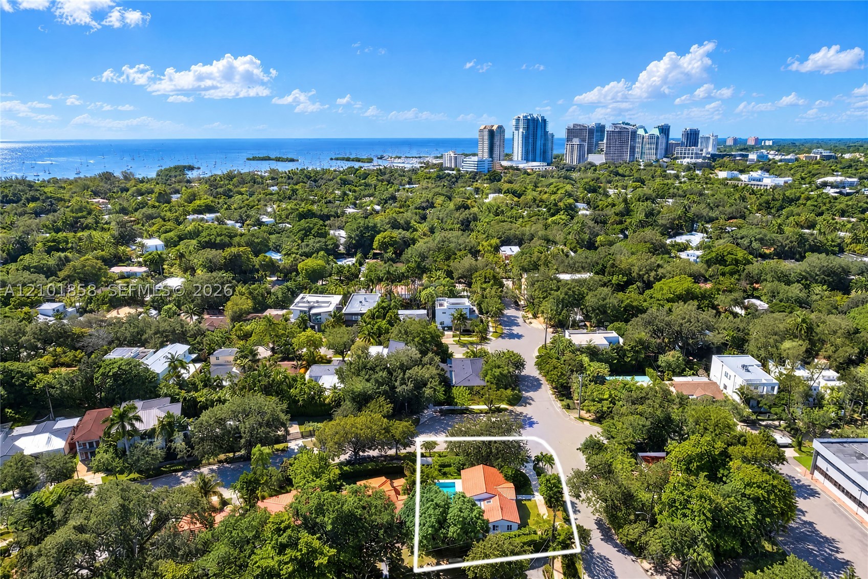 2727 Calusa St Miami, FL 33133
