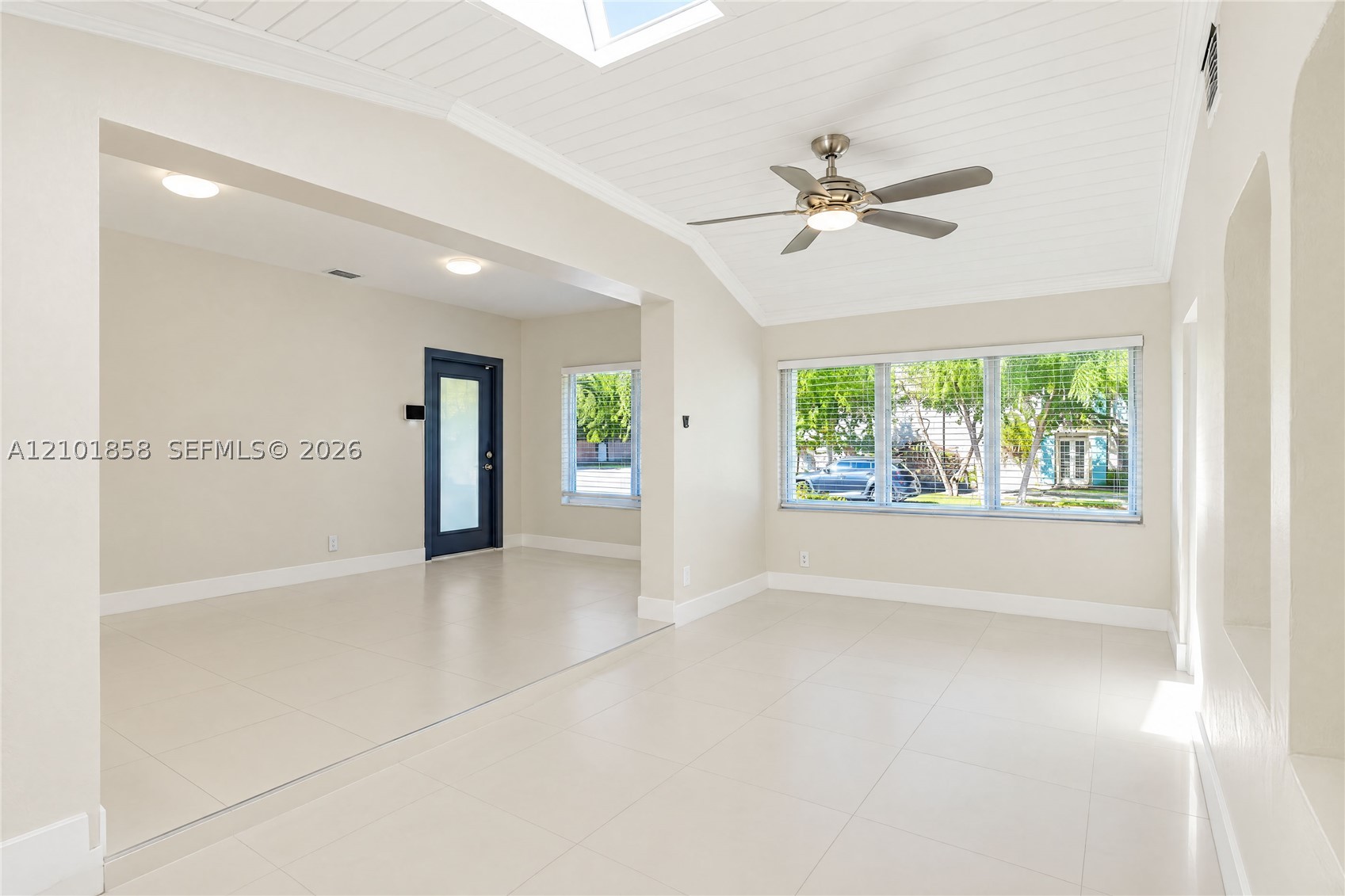 2727 Calusa St Miami, FL 33133