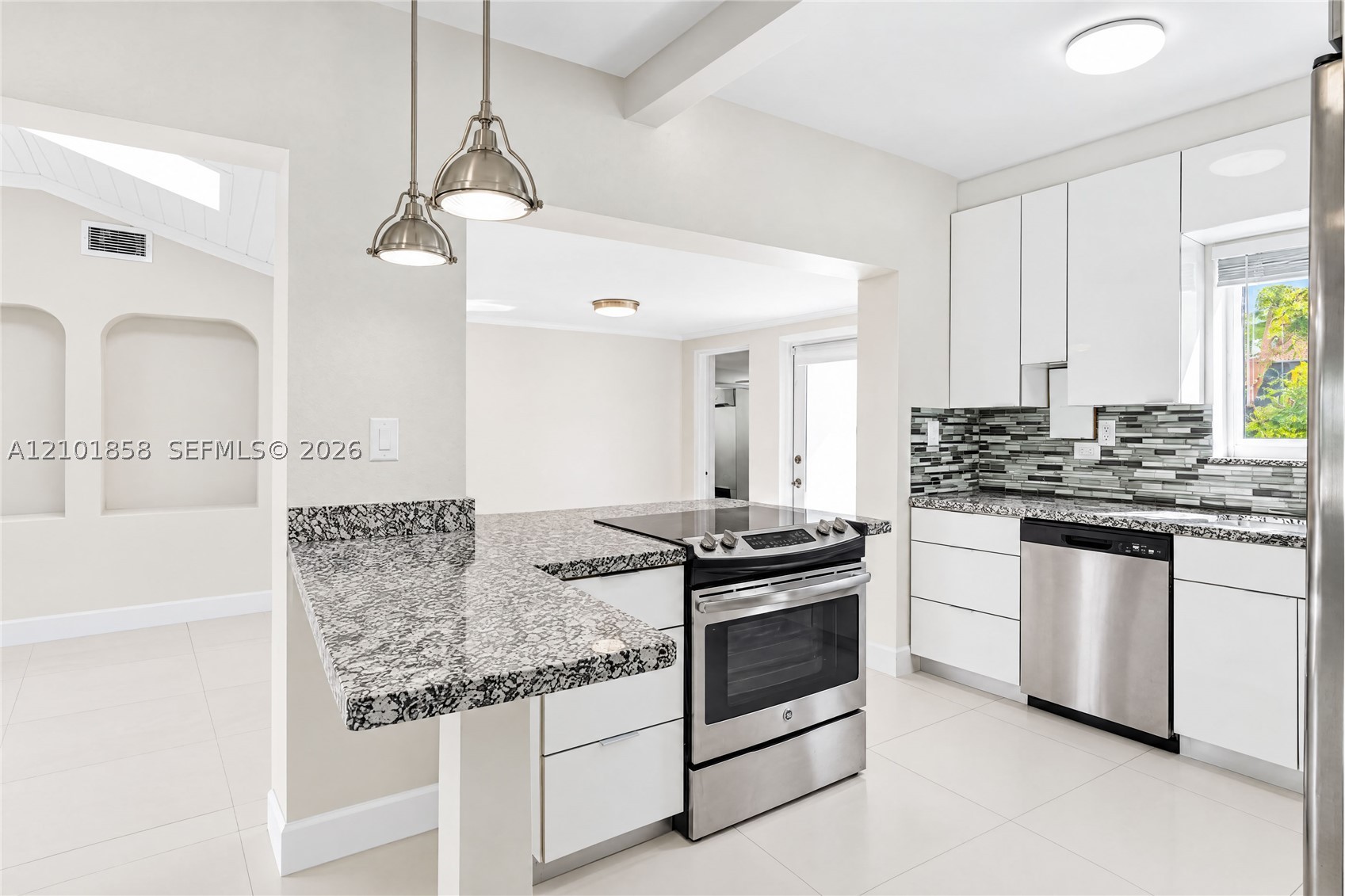 2727 Calusa St Miami, FL 33133