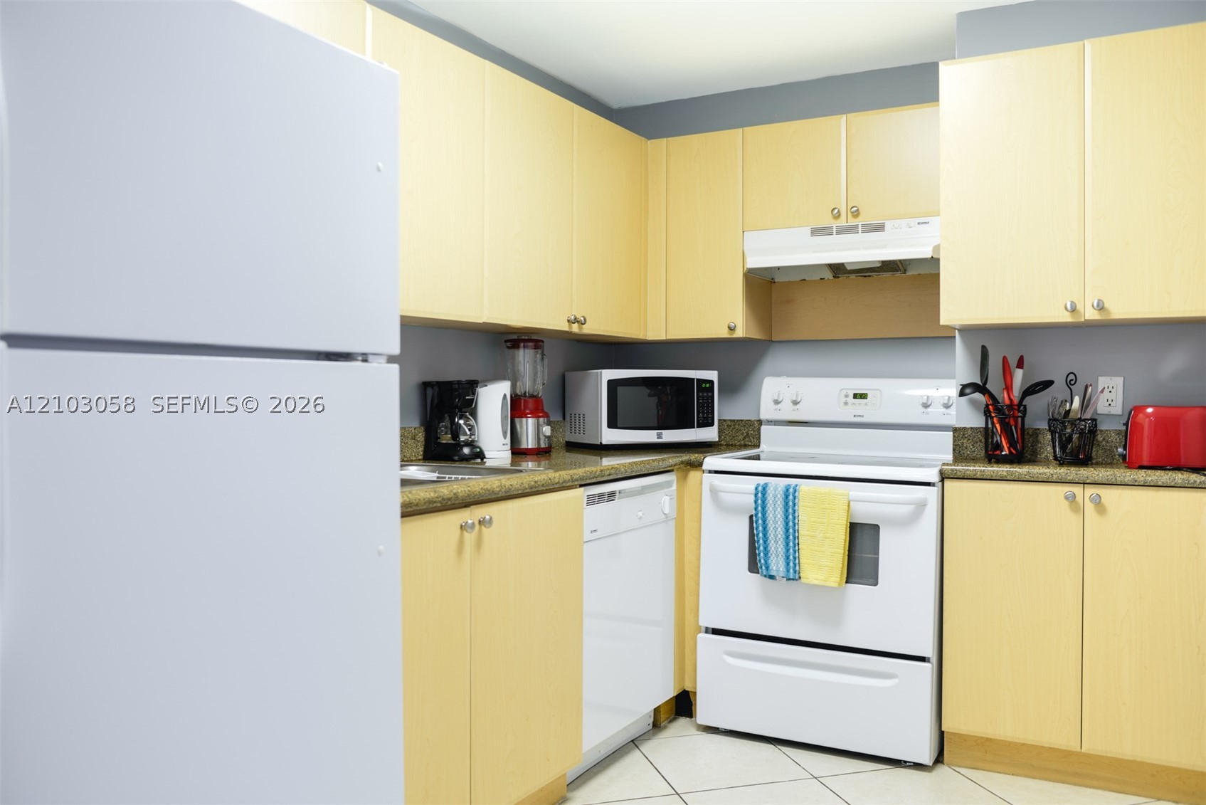 2280 SW 32th Ave #213 Miami, FL 33145