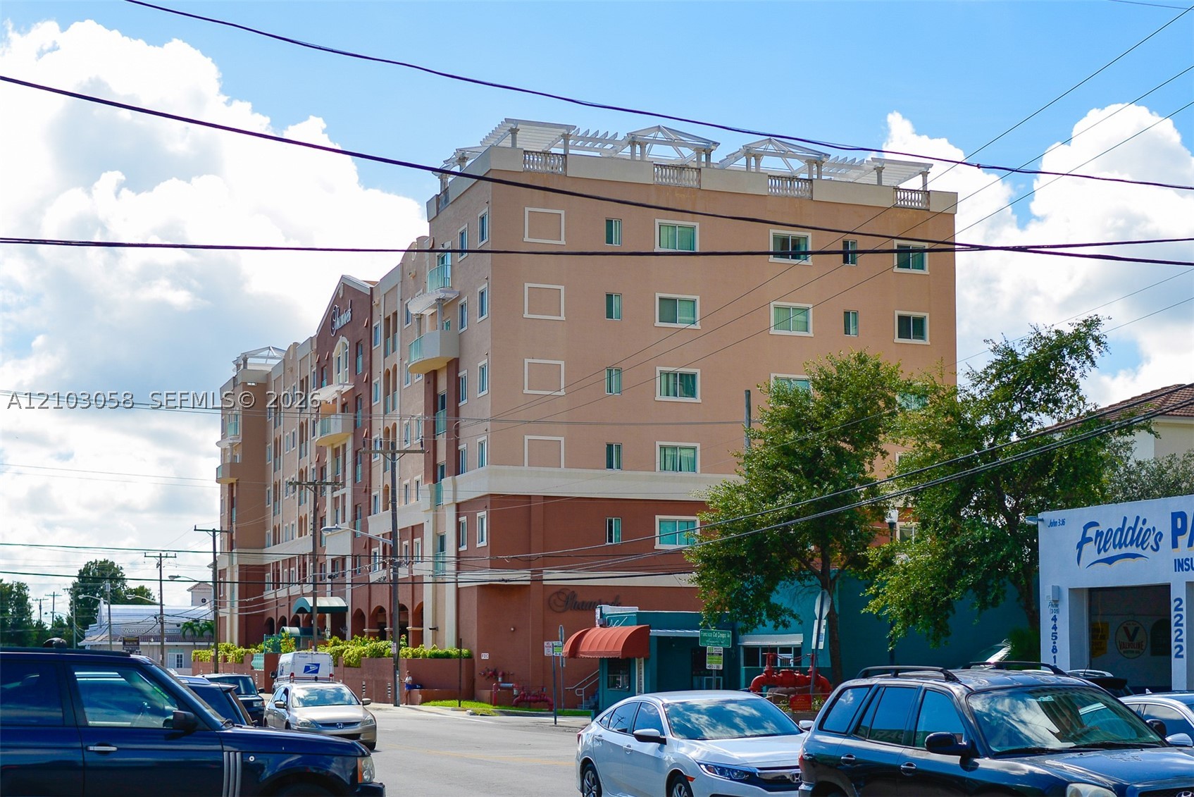 2280 SW 32th Ave #213 Miami, FL 33145
