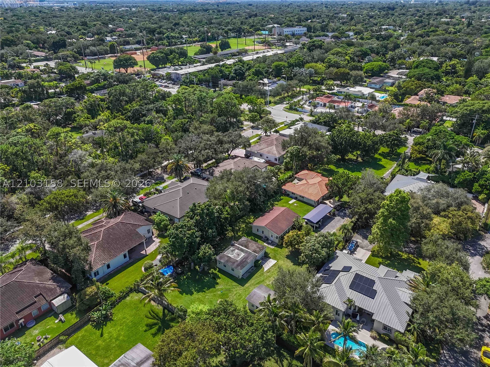 5821 SW 67th Ave South Miami, FL 33143