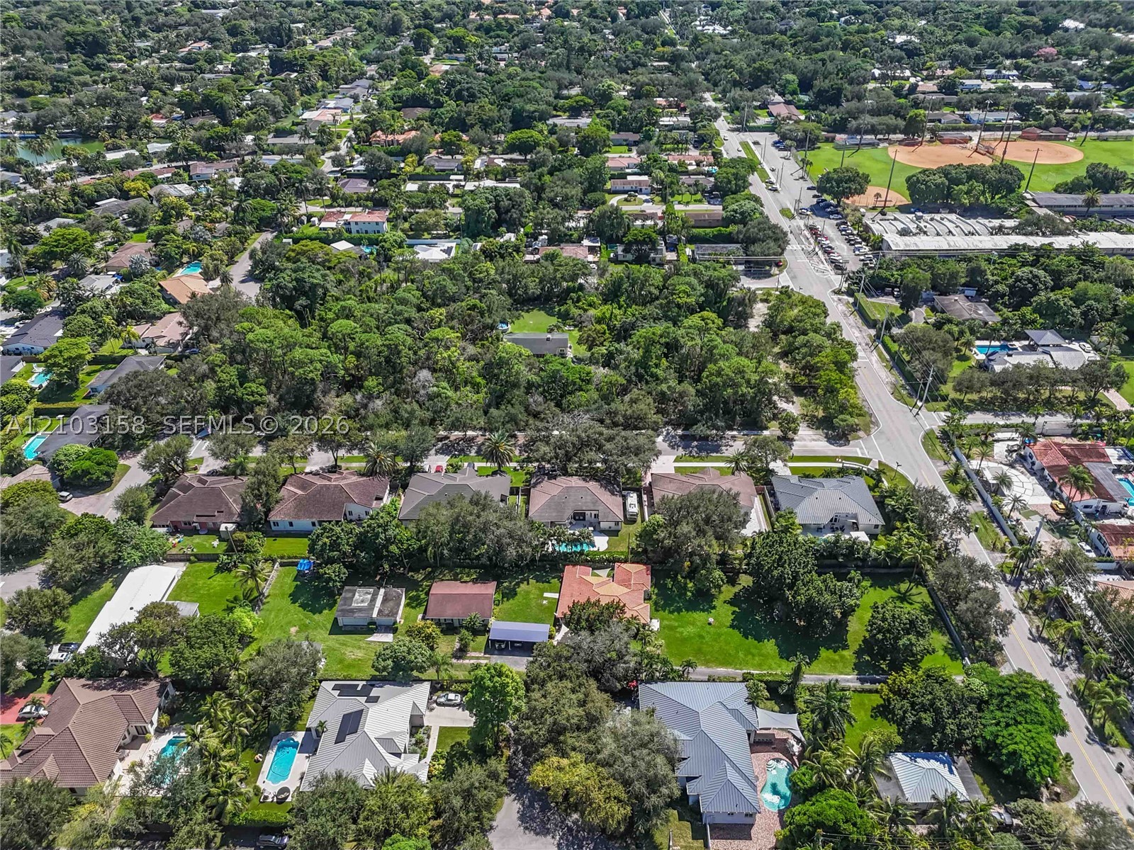 5821 SW 67th Ave South Miami, FL 33143